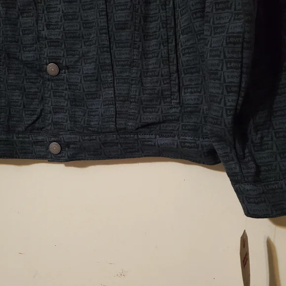 Levi's All Over Logo Print Denim Jacket Blue Black Y2K Streetwear Medium NWT - Picture 3 of 4